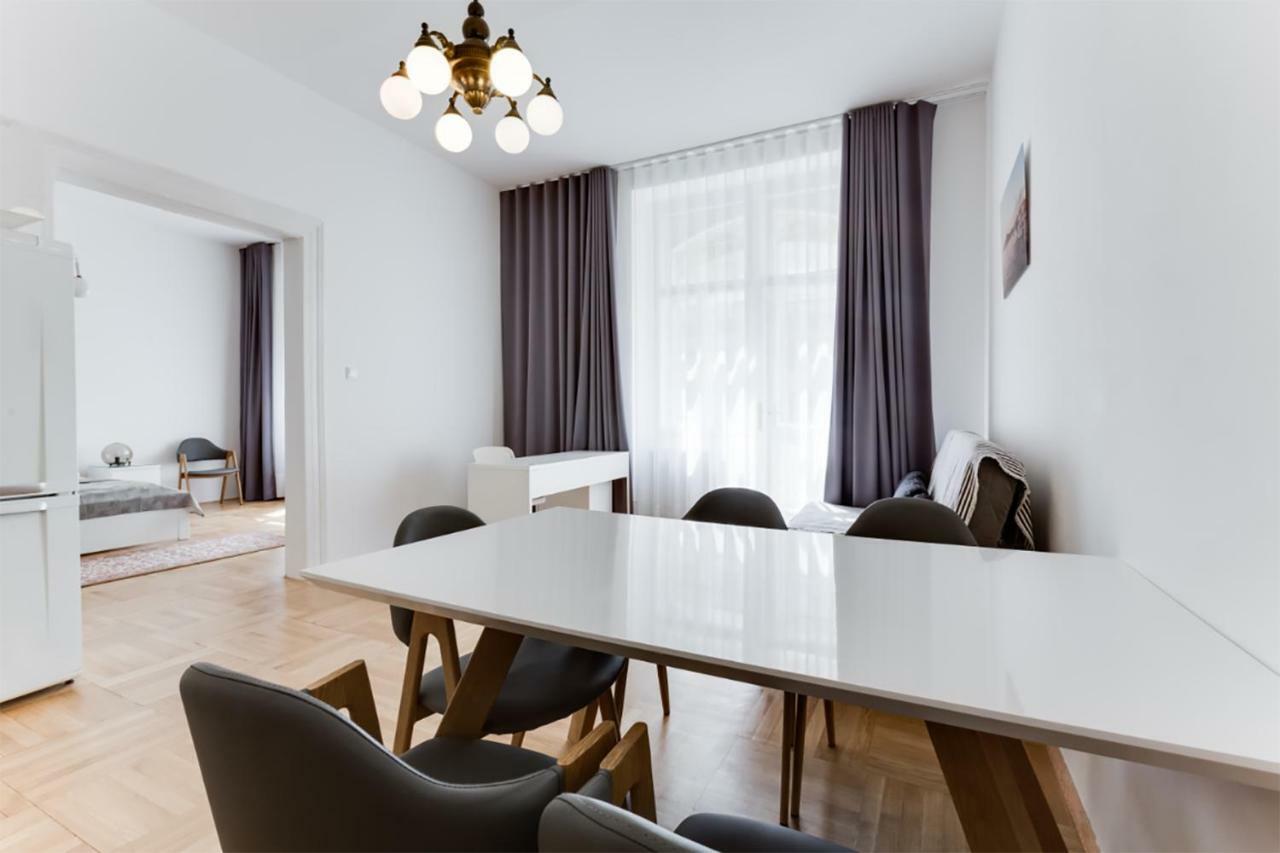 The Dancing House Residence, Two Bedroom Apartment With Balcony Near River! Prague Ngoại thất bức ảnh